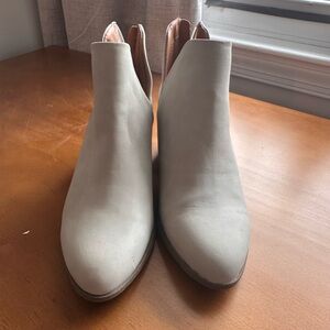 Women's Cream Ankle Boots